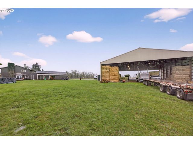 30142 S MEADOWBROOK Ln, Molalla, OR 97038