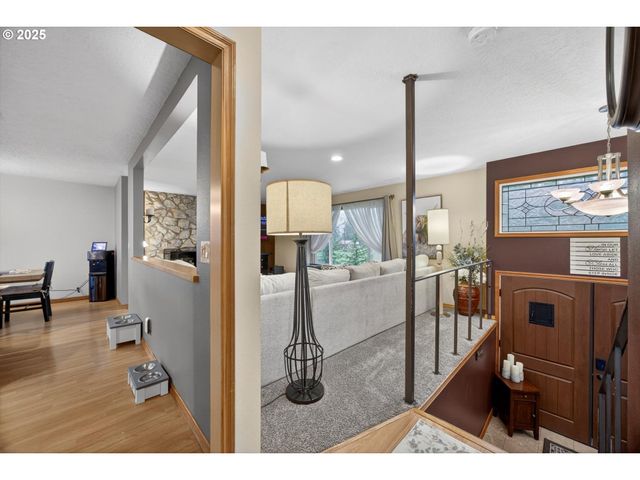 30142 S MEADOWBROOK Ln, Molalla, OR 97038