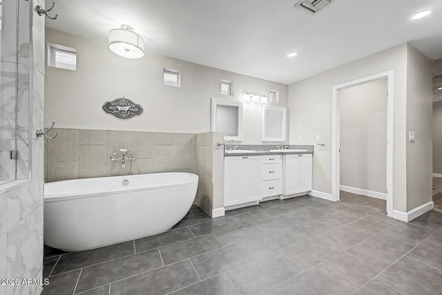 1011 W PALO VERDE Drive, Phoenix, AZ 85013
