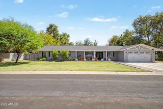 1011 W PALO VERDE Drive, Phoenix, AZ 85013