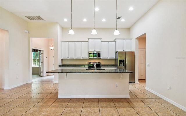 1260 BONITA CANYON DR, Poinciana, FL 34759