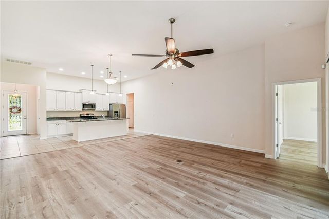 1260 BONITA CANYON DR, Poinciana, FL 34759