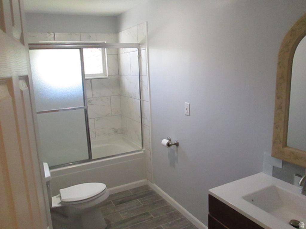 Image 6 of property listing at 4872 N BURCH CREEK DR, South Ogden, UT 84403