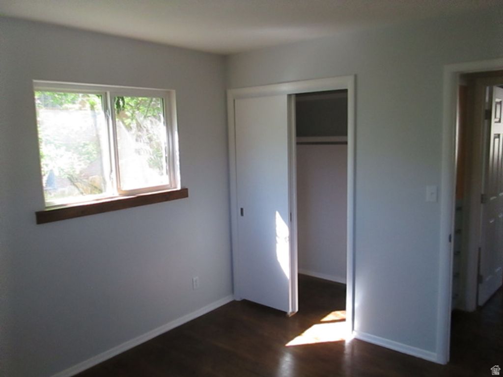 Image 7 of property listing at 4872 N BURCH CREEK DR, South Ogden, UT 84403