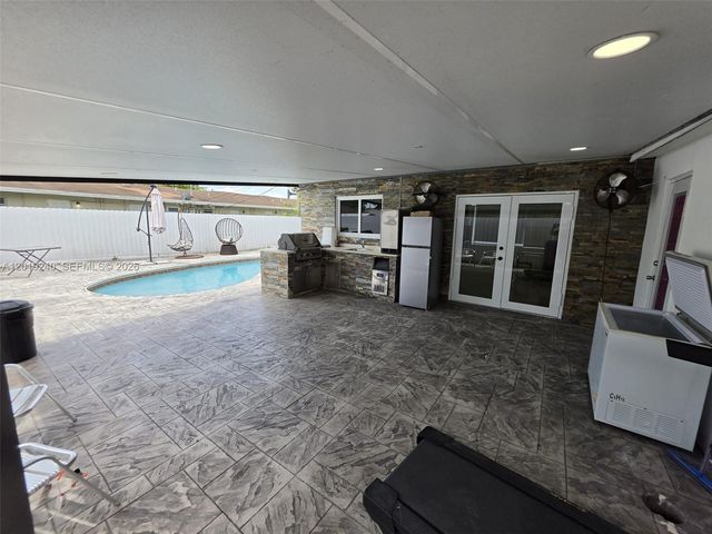 6370 Fletcher St, Hollywood, FL 33023