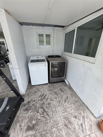 6370 Fletcher St, Hollywood, FL 33023