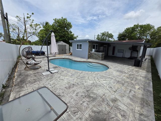 6370 Fletcher St, Hollywood, FL 33023