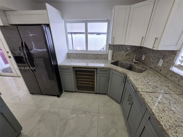 6370 Fletcher St, Hollywood, FL 33023