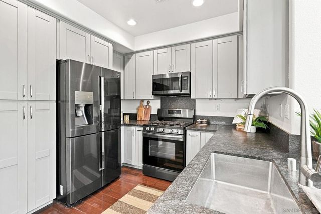 2733 Piantino Circle, San Diego, CA 92108