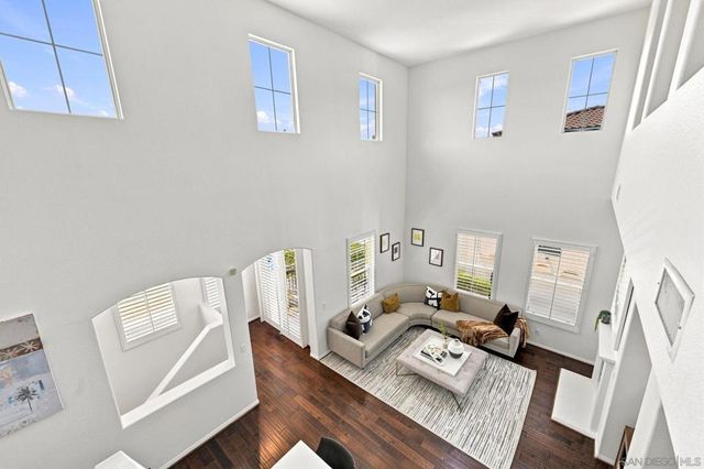 2733 Piantino Circle, San Diego, CA 92108