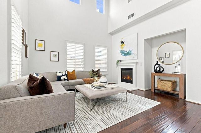 2733 Piantino Circle, San Diego, CA 92108