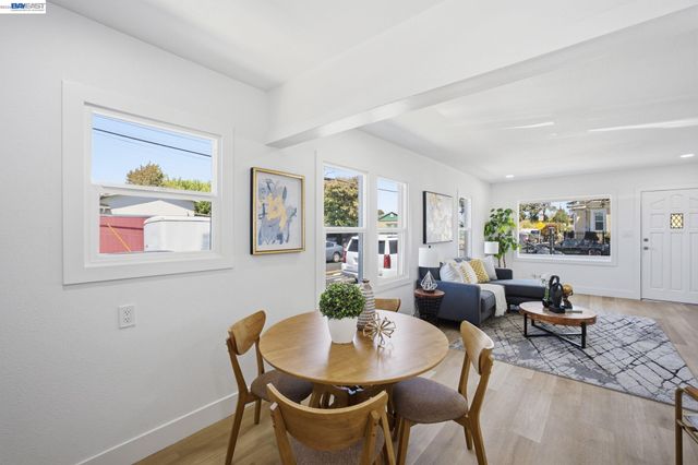 1100 Pennsylvania Ave, Richmond, CA 94801