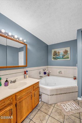 3333 Oma Lee Drive, Sevierville, TN 37876