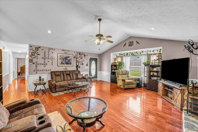 3333 Oma Lee Drive, Sevierville, TN 37876