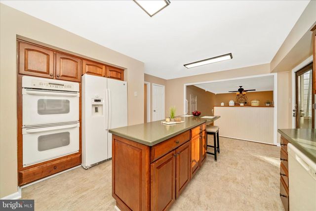 12407 HILL CT, Mount Airy, MD 21771