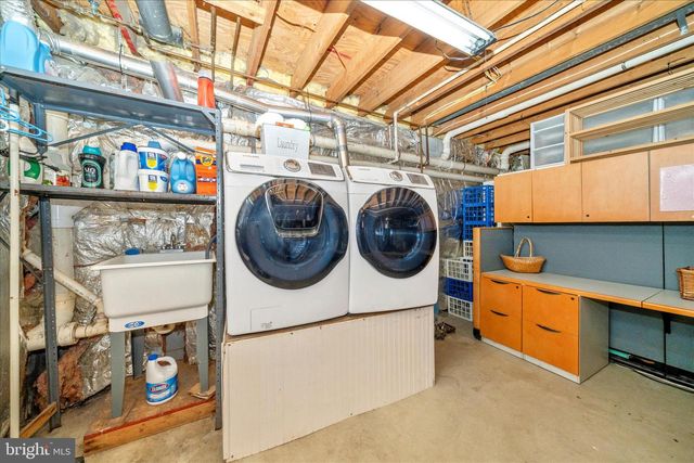 12407 HILL CT, Mount Airy, MD 21771