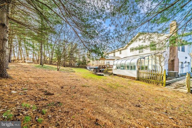 12407 HILL CT, Mount Airy, MD 21771