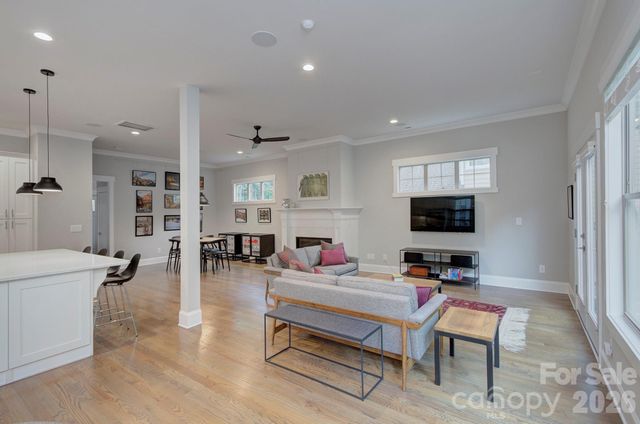 2109 Lanier Avenue, Charlotte, NC 28205
