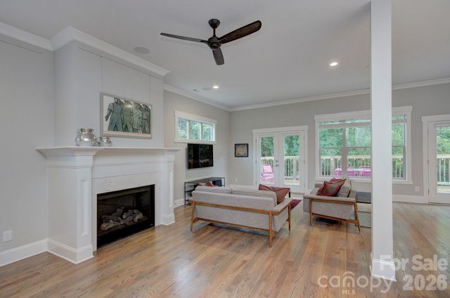 2109 Lanier Avenue, Charlotte, NC 28205