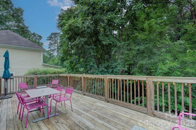 2109 Lanier Avenue, Charlotte, NC 28205