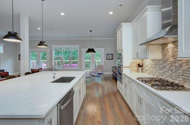 2109 Lanier Avenue, Charlotte, NC 28205