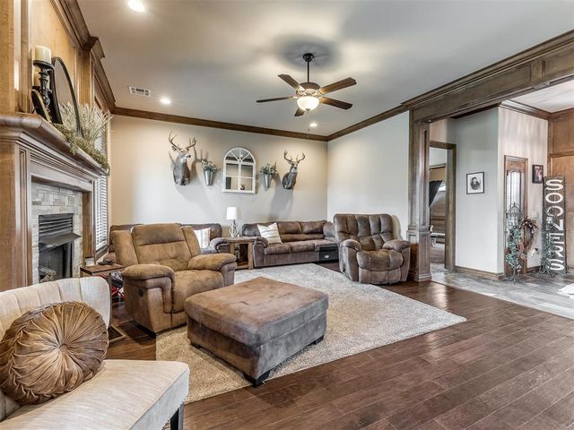 953 County Street 2982, Blanchard, OK 73010