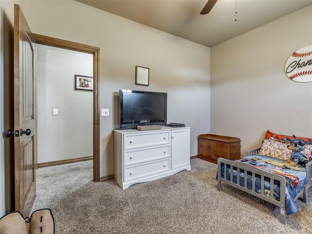 953 County Street 2982, Blanchard, OK 73010