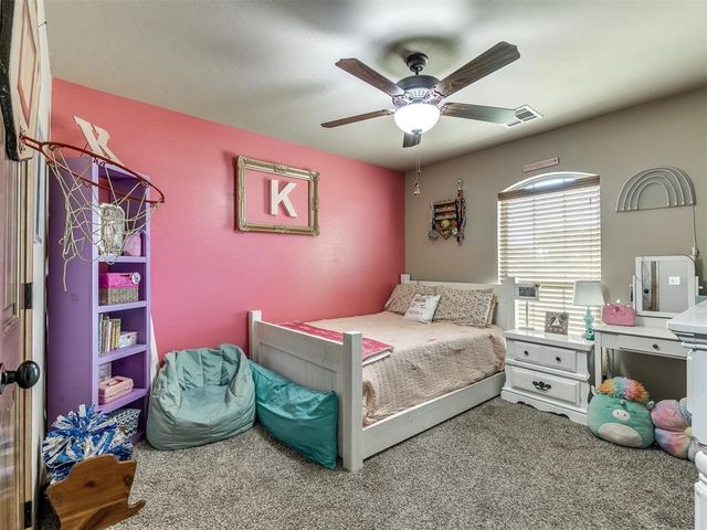 953 County Street 2982, Blanchard, OK 73010