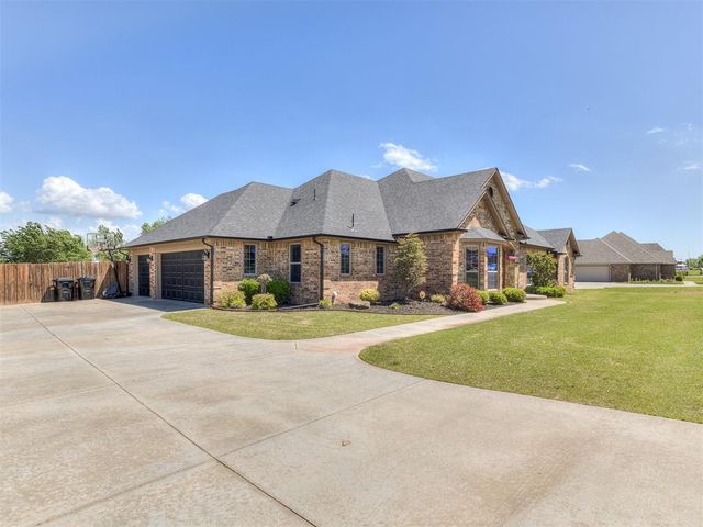 953 County Street 2982, Blanchard, OK 73010