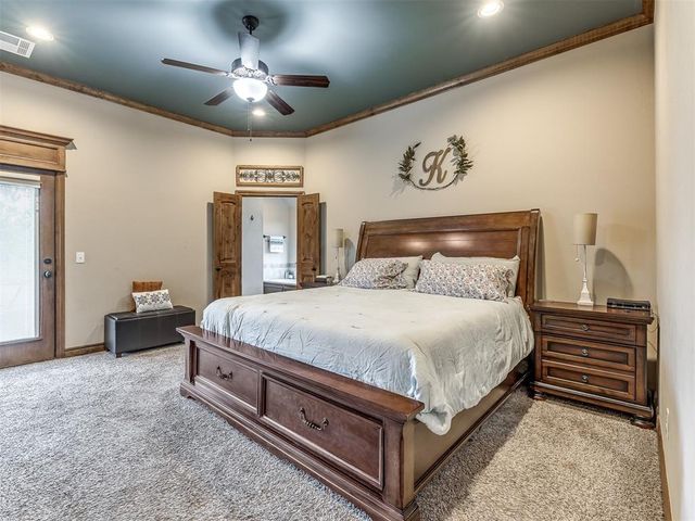 953 County Street 2982, Blanchard, OK 73010