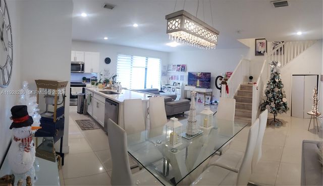 2414 SW 145th Pl 2414, Miami, FL 33175