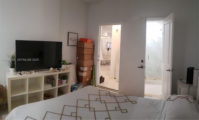 2414 SW 145th Pl 2414, Miami, FL 33175