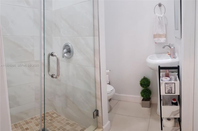 2414 SW 145th Pl 2414, Miami, FL 33175