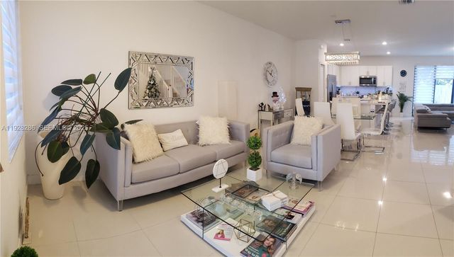 2414 SW 145th Pl 2414, Miami, FL 33175