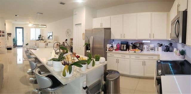 2414 SW 145th Pl 2414, Miami, FL 33175