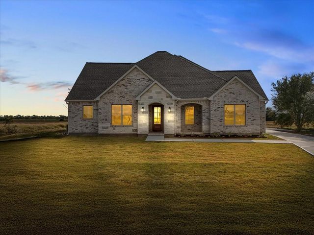 224 Cripple Creek Lane, Angleton, TX 77515