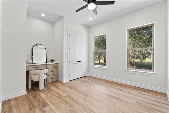 224 Cripple Creek Lane, Angleton, TX 77515