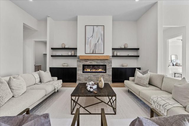 224 Cripple Creek Lane, Angleton, TX 77515