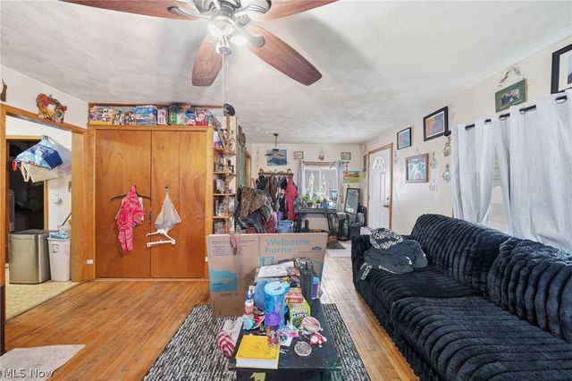 113 15th Street NW, Barberton, OH 44203
