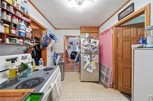 113 15th Street NW, Barberton, OH 44203