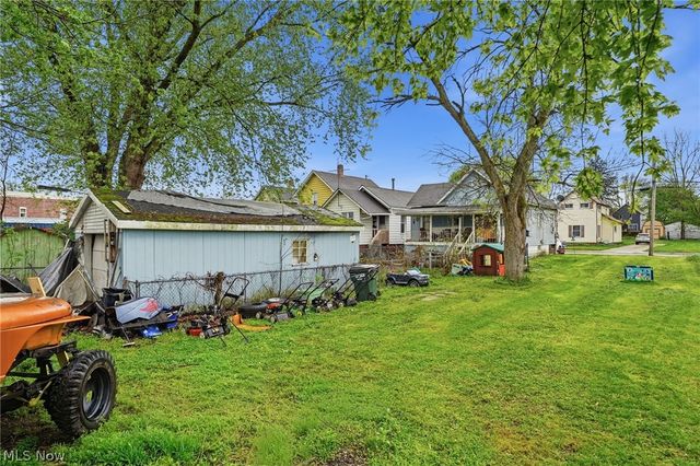 113 15th Street NW, Barberton, OH 44203