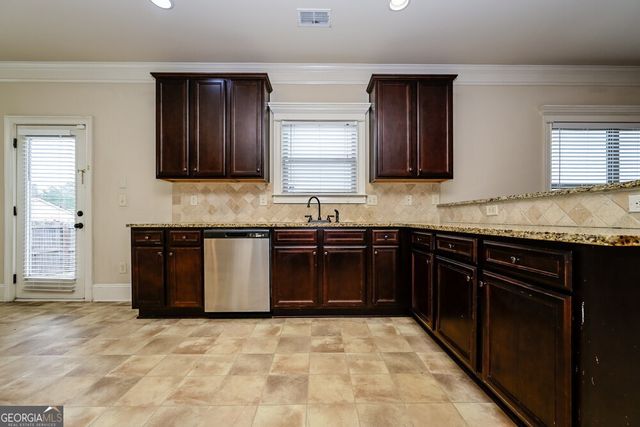 413 Culloden Moor Drive, Mcdonough, GA 30253