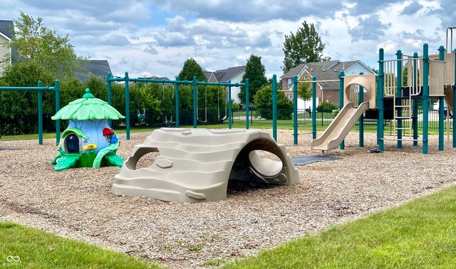 5778 W Commonview Drive, Mccordsville, IN 46055