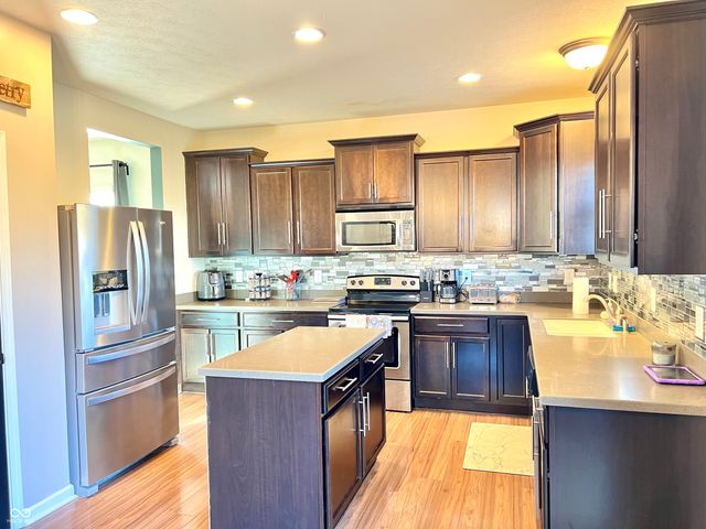 5778 W Commonview Drive, Mccordsville, IN 46055