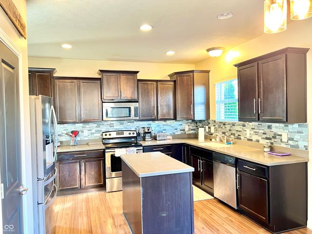 5778 W Commonview Drive, Mccordsville, IN 46055