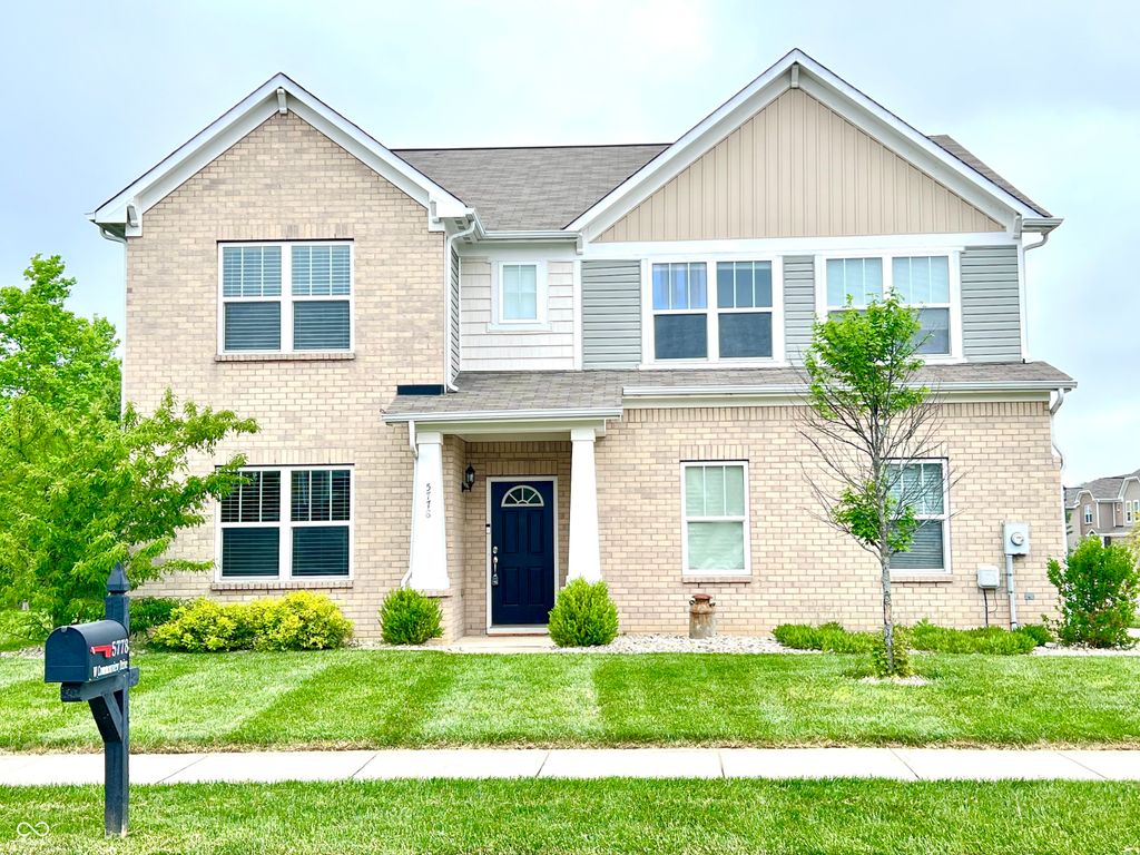 5778 W Commonview Drive, Mccordsville, IN 46055