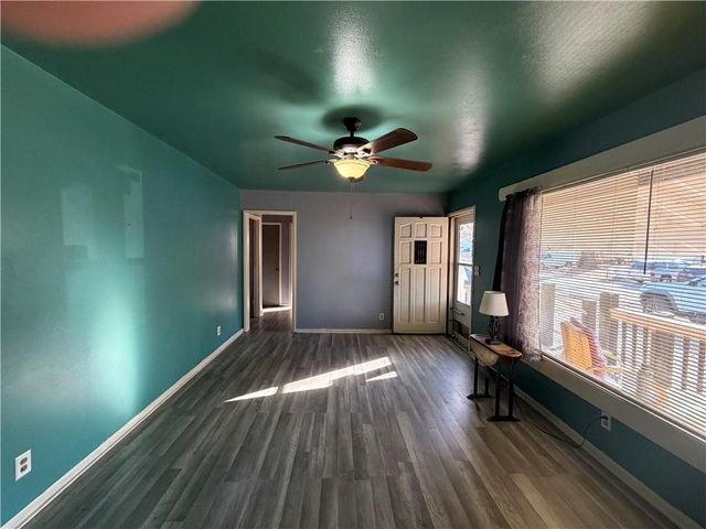 4305 S Main Street, Independence, MO 64055