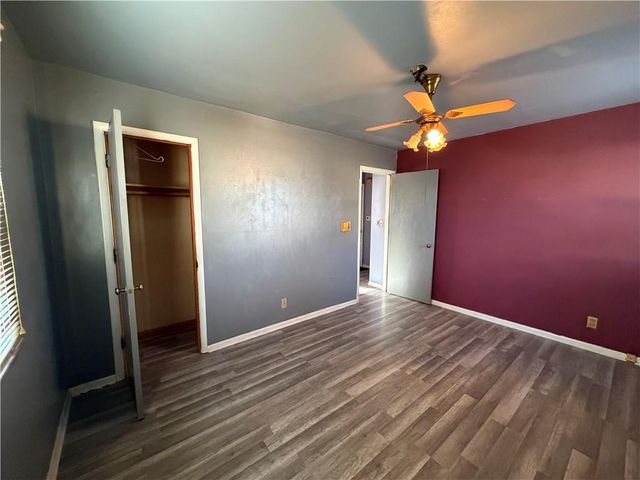 4305 S Main Street, Independence, MO 64055