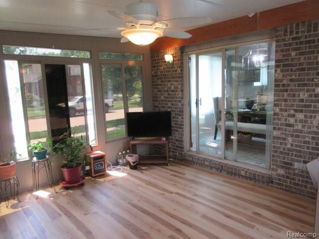 33882 Lipke Street, Clinton Charter Township, MI 48035