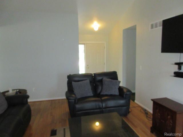 33882 Lipke Street, Clinton Charter Township, MI 48035